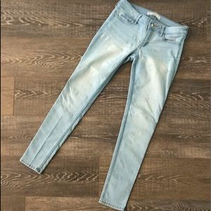 Hollister Jeans. Size 1 Short